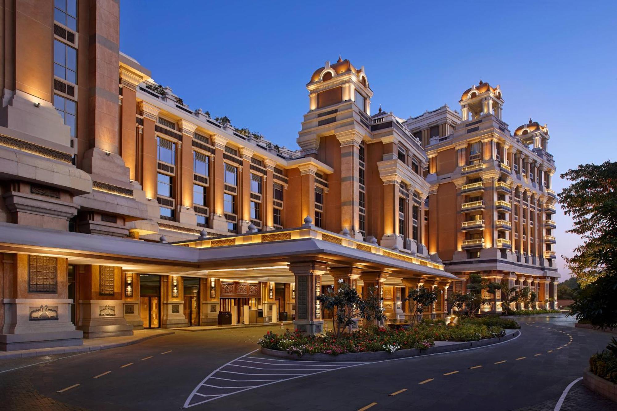 Itc Grand Chola, A Luxury Collection Hotel, Chennai Exterior foto The St. Regis Mumbai