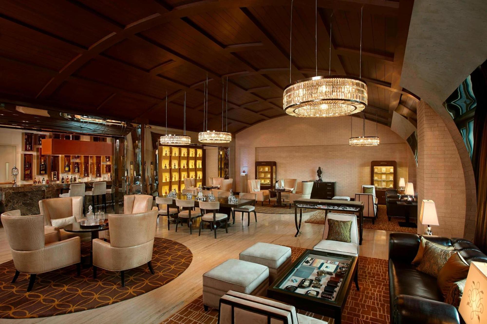 Itc Grand Chola, A Luxury Collection Hotel, Chennai Exterior foto The lobby