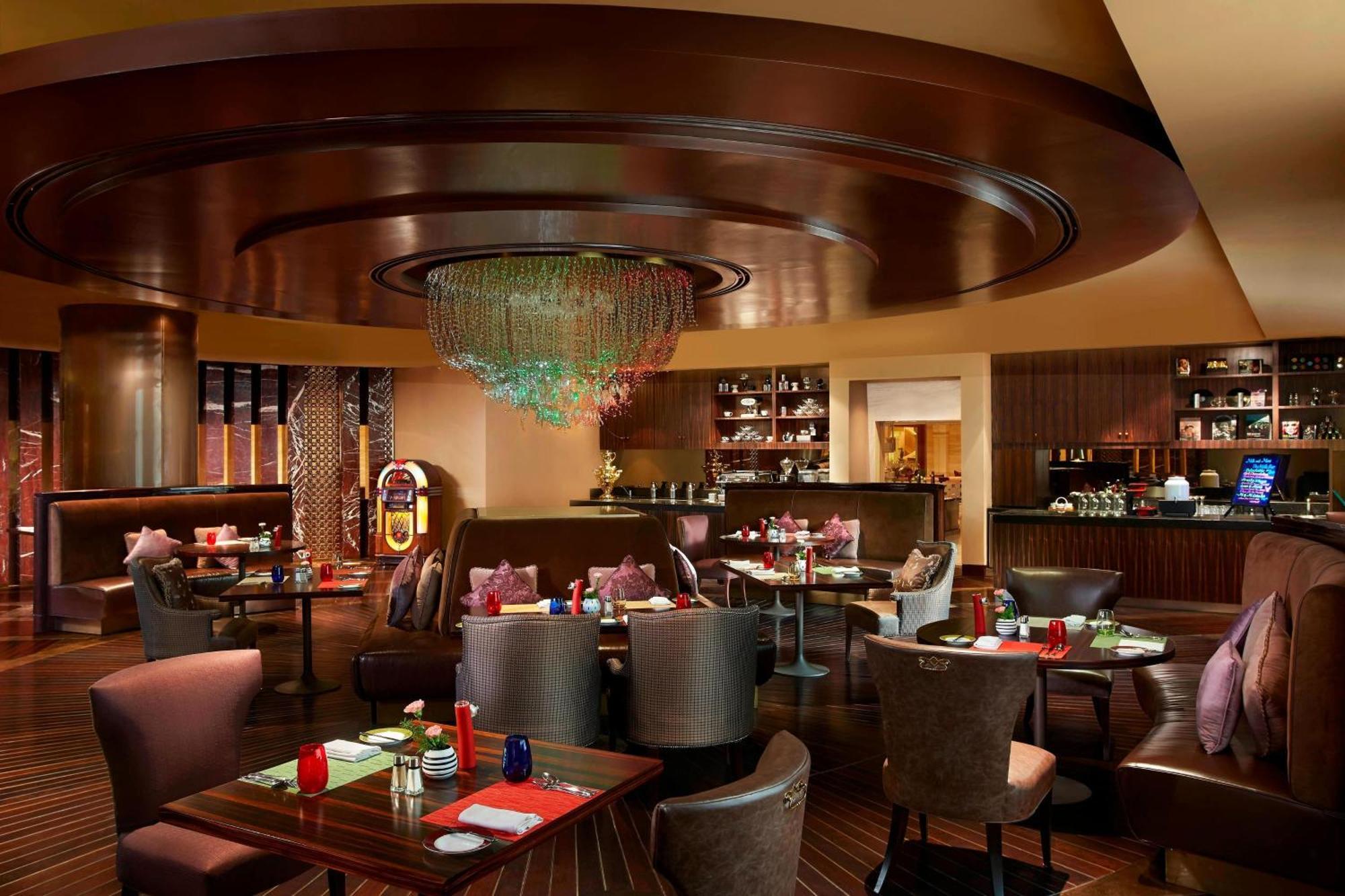 Itc Grand Chola, A Luxury Collection Hotel, Chennai Exterior foto The interior of the restaurant