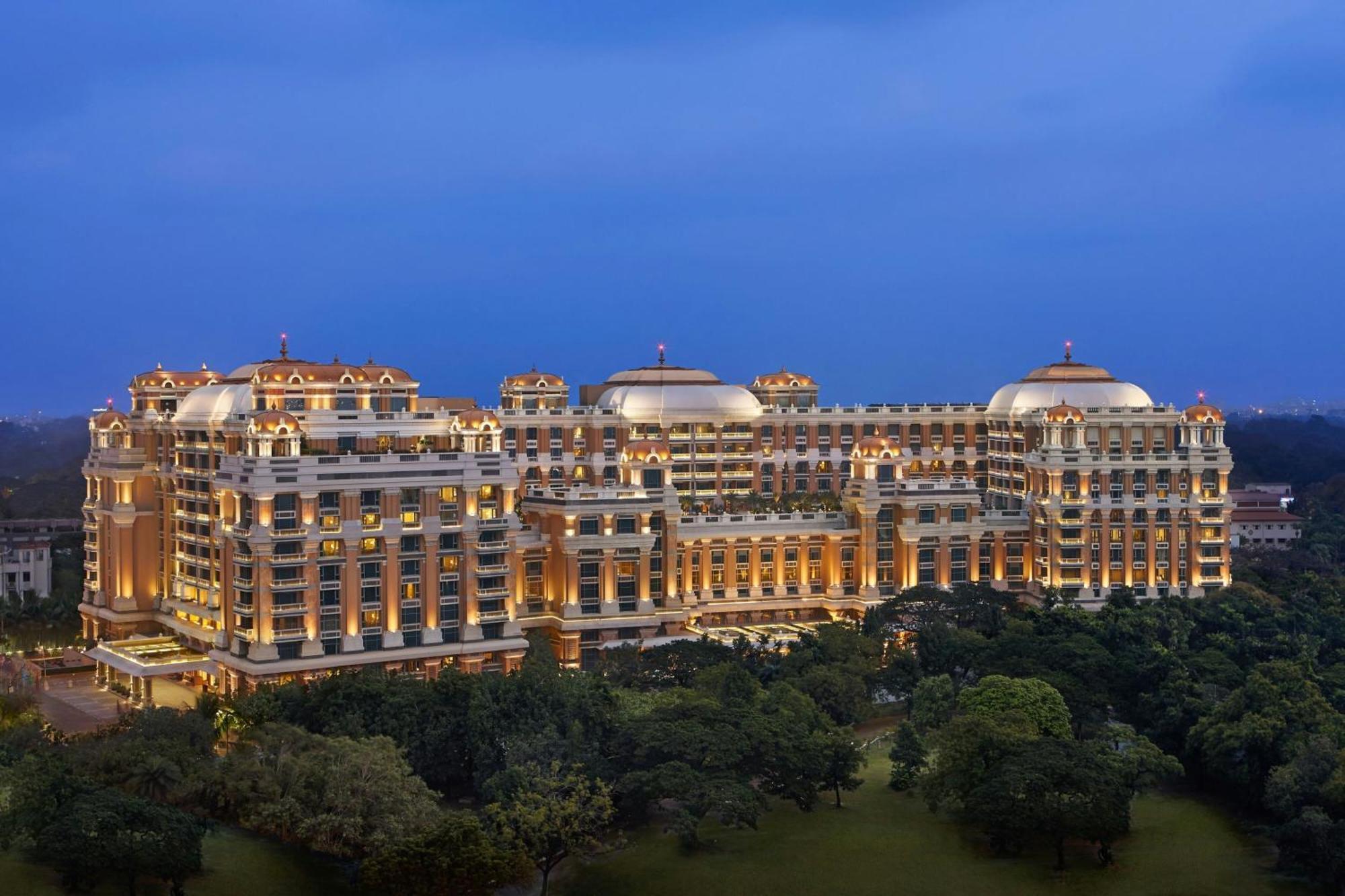 Itc Grand Chola, A Luxury Collection Hotel, Chennai Exterior foto The Ritz-Carlton, Kuala Lumpur